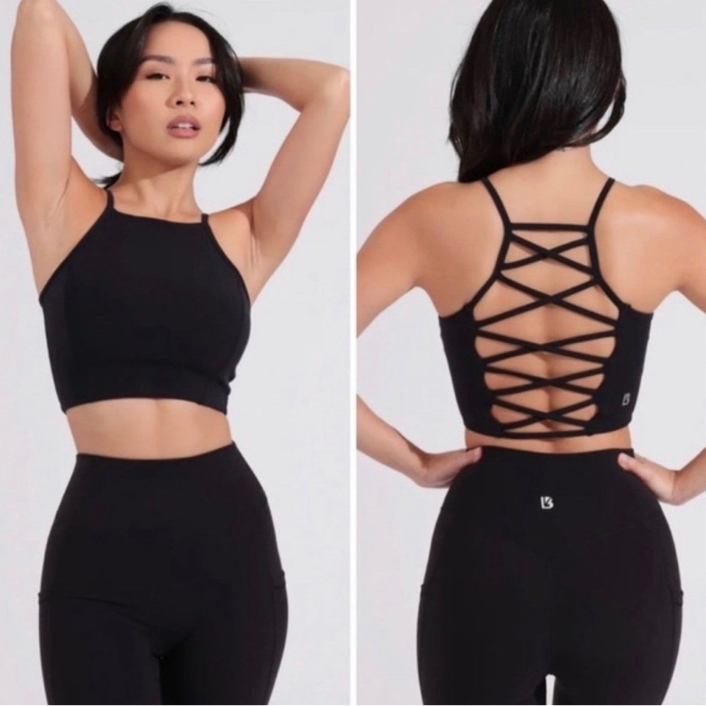 BuffBunny Ivy strappy sports bra - onyx